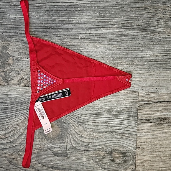 Victoria's Secret Red V-String crystals - Picture 7 of 8